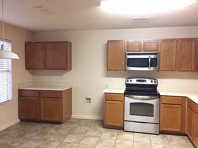 921 White Dove Dr — Photo 4