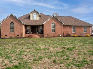 410 Weakley Creek Rd, Lawrenceburg, TN 38464