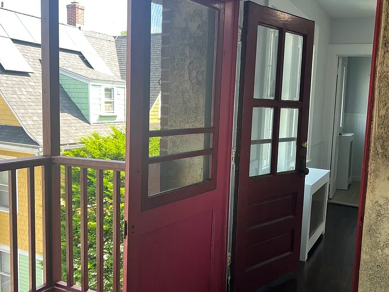 24 Circular Ave #3B — Photo 13