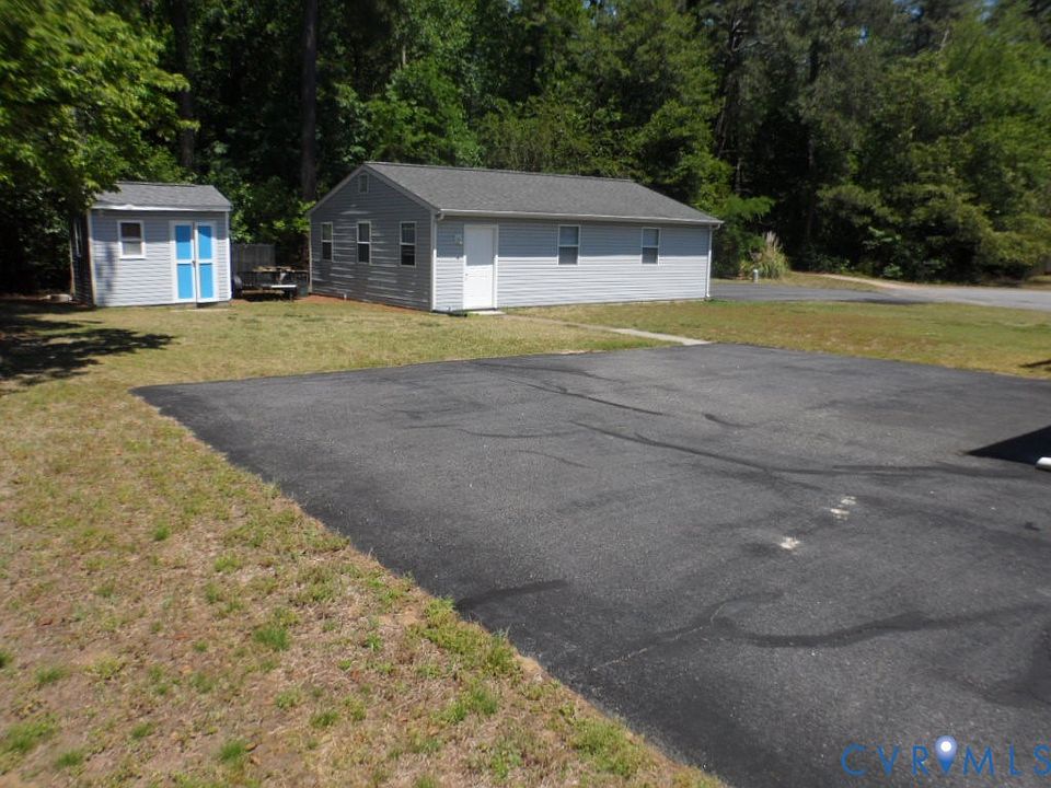 2nd image of 6070 Anvil Ln