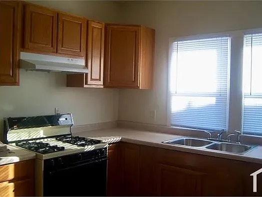 710 N Saint Louis Blvd — Photo 4