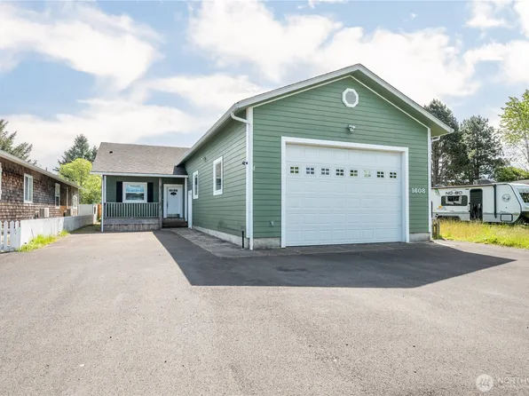 1608 N Washington Avenue, Long Beach, WA 98631