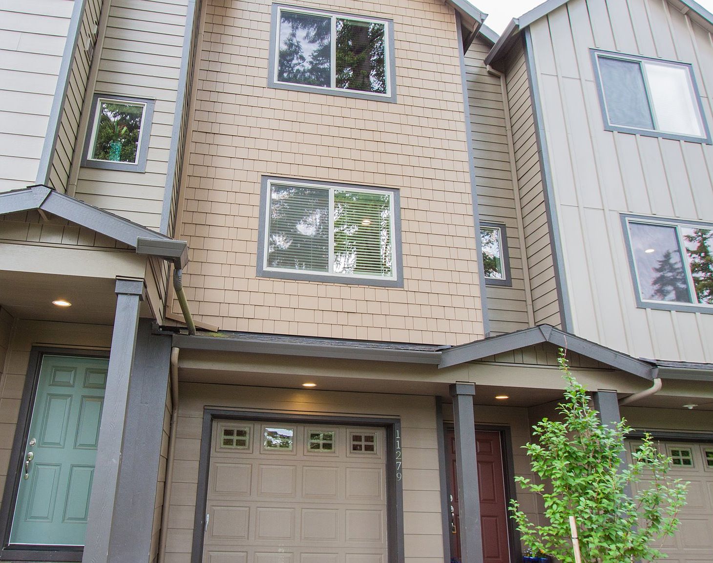 11279 SW Hallmark Ter, Tigard, OR 97223 | Zillow