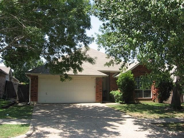 1st image of 947 Grasswood Ct