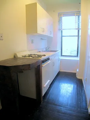 Rented by DSA Realty | media 19