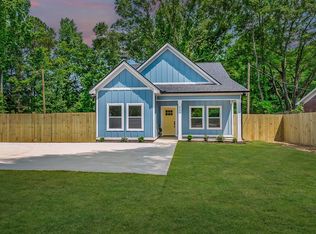 520A Hellams St, Fountain Inn, SC 29644