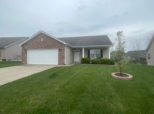2751 London Ln, Shiloh, IL 62221