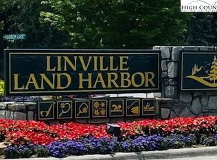 476 Locust Road, Newland, NC 28657