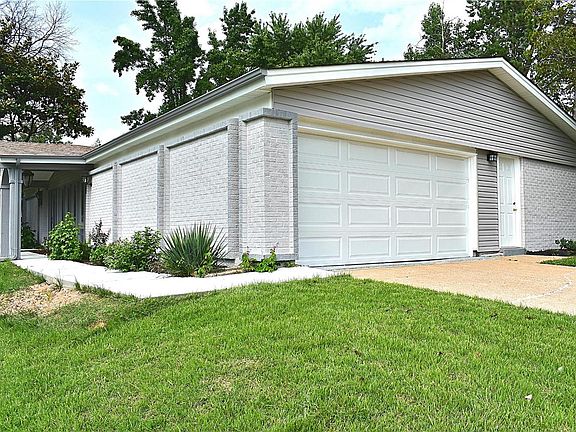 2nd image of 4784 Groveton Way