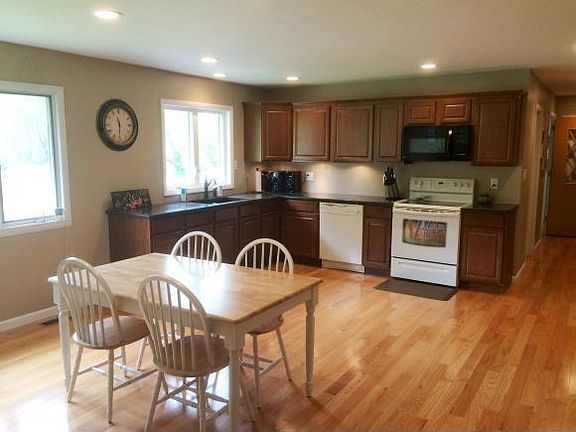 4th image of 25 Smullen Ave