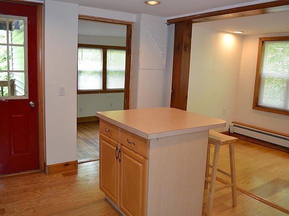 Kitchen/Island