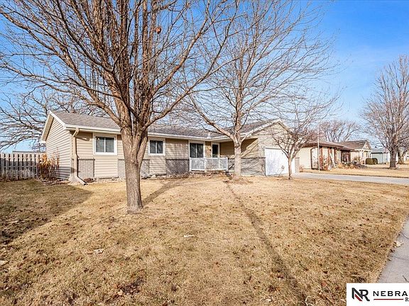 2nd image of 2961 Nebraska Ave