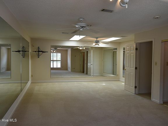 4th image of 3140 Summerchase Pl