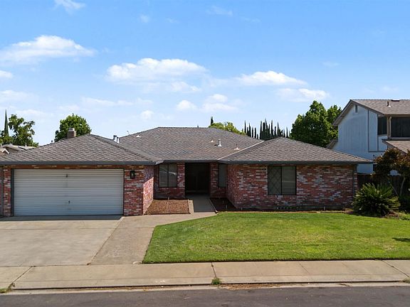 2nd image of 876 Placer Ave