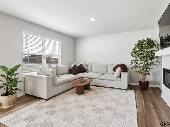 16413 Davidson St, Bennington, NE 68007 view 4
