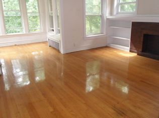 6533 N Newgard Ave, Chicago, IL 60626