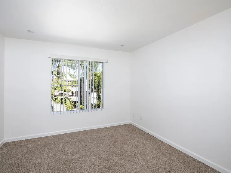 Mission Pacific Apartments — Photo 53