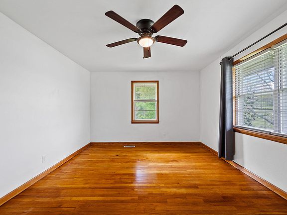 5th image of 135 Jenkins Rd