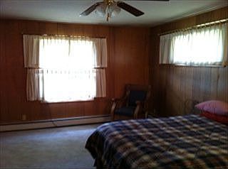 5th image of 912 Spruce Ln