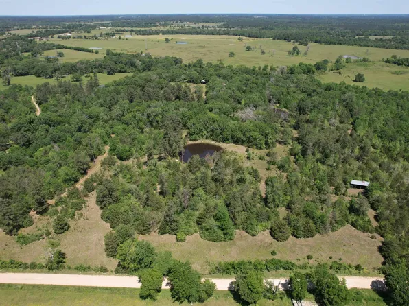 729 County Road 4040, Crockett, TX 75835