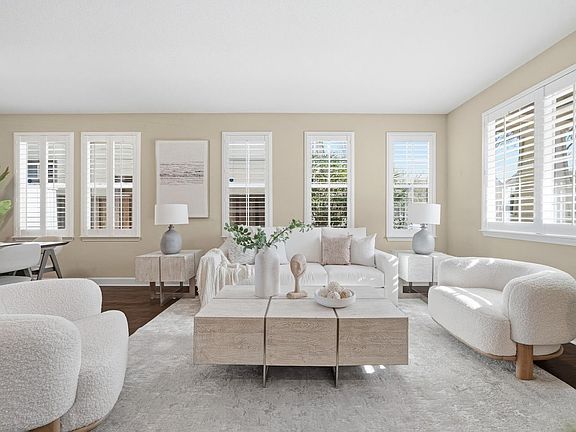 3rd image of 806 Mornington Ct