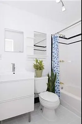 Rented by Keller Williams NYC | media 23