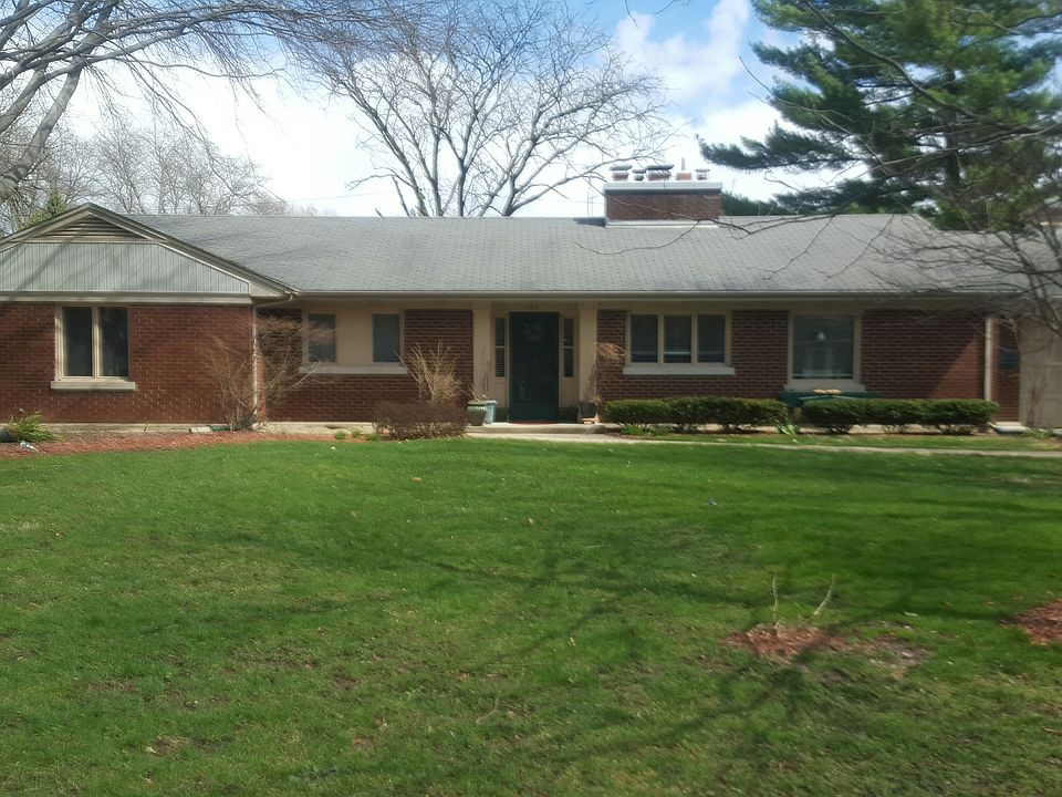 1st image of 222 S Buell Ave