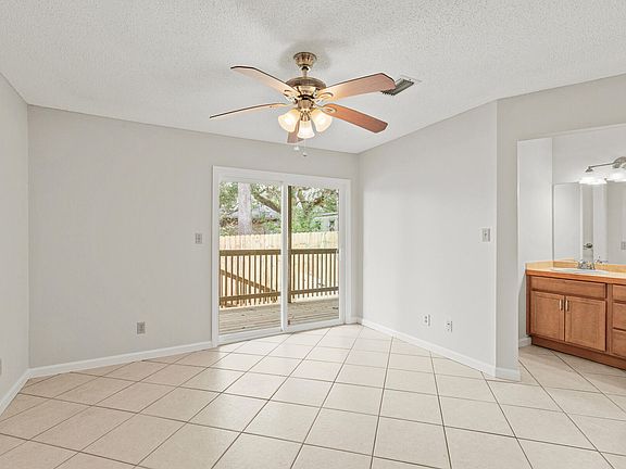 4th image of 200 White St APT 8