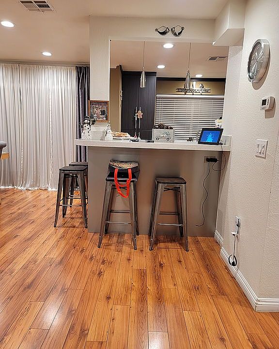 1st image of 10480 Sunland Blvd APT 39