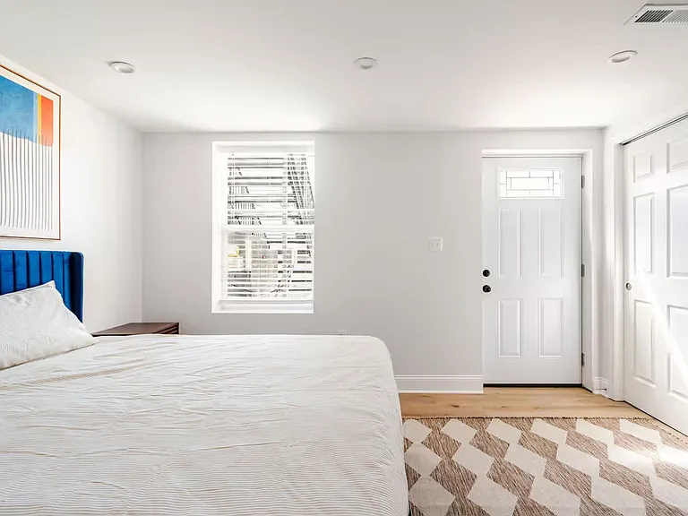1331 Queen St NE — Photo 24