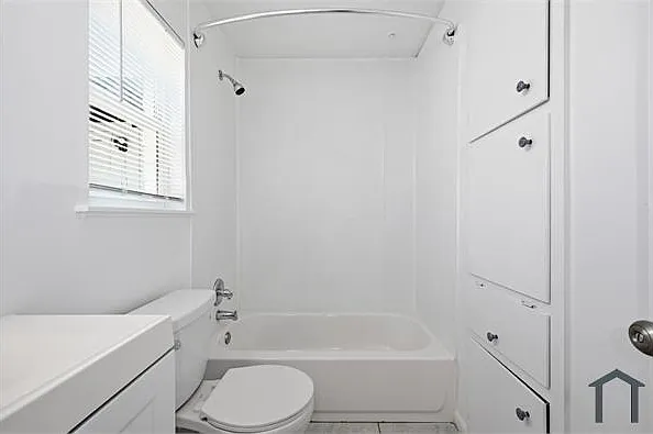 5210 Joe Sayers Ave #C — Photo 14