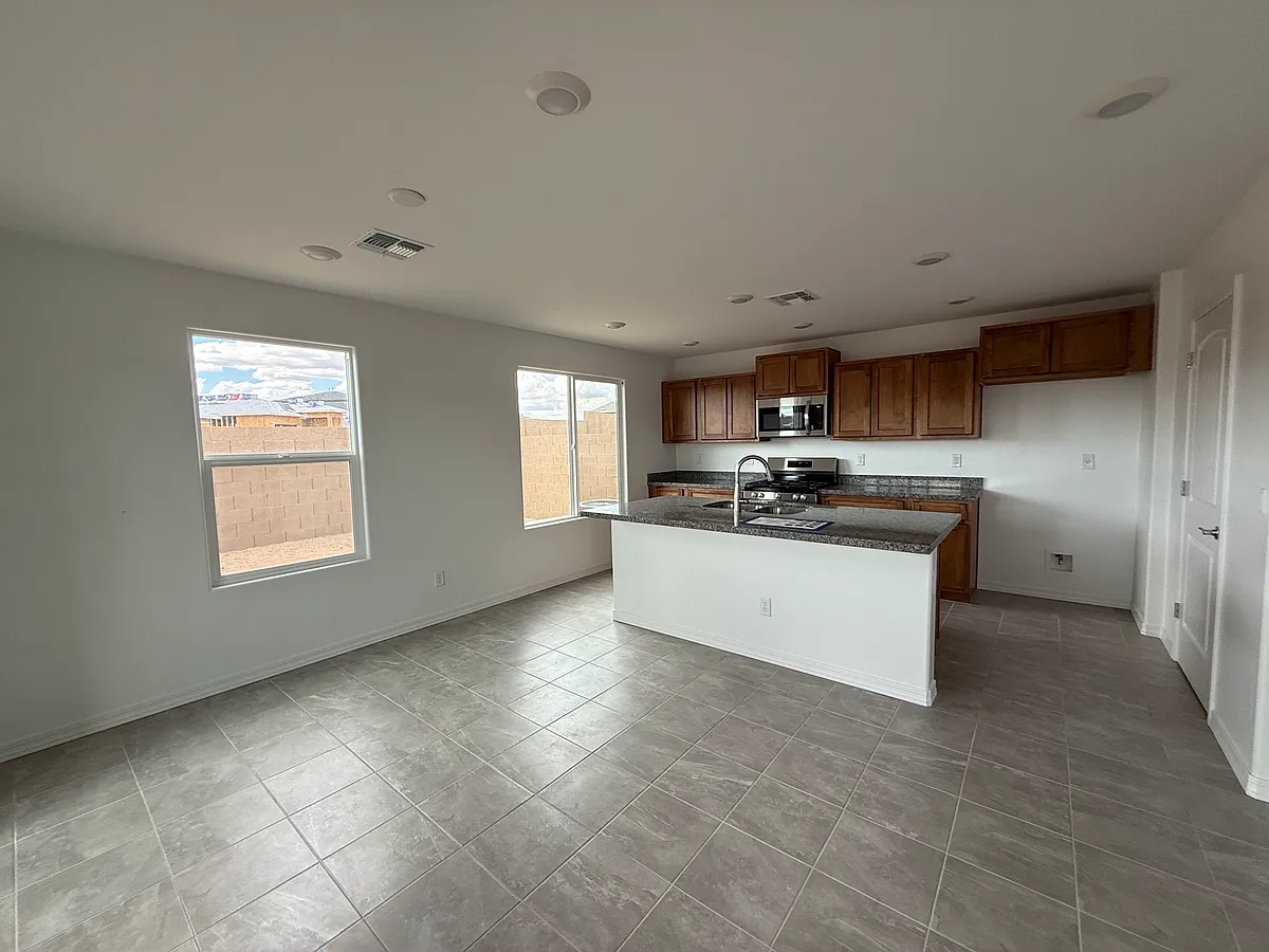 Kitchen - 1260 Deadwood Ln