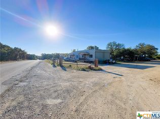 1725 Oak Springs Rd, Kempner, TX 76539