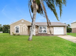 2805 Arrendonda Dr, Deltona, FL 32738