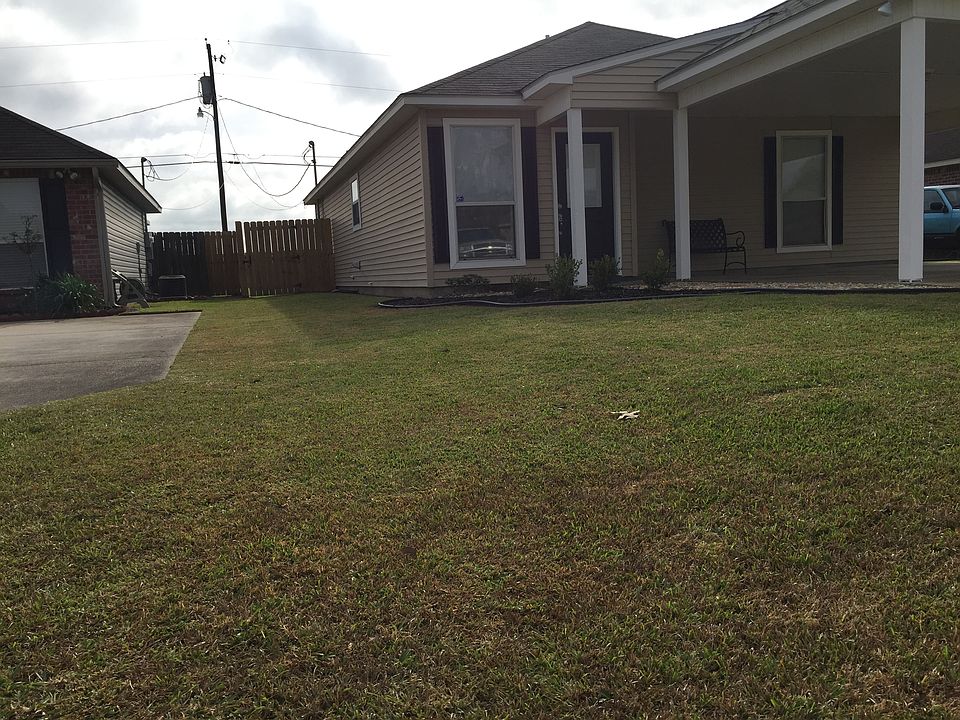 1st image of 962 Meadow Glen Ave