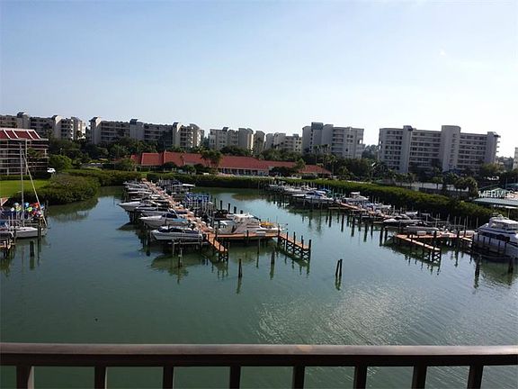 4th image of 7600 Sun Island Dr S APT 604