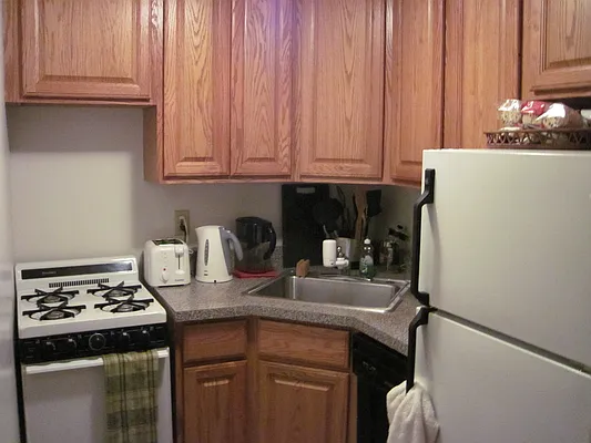 Rented by 4 Corners Realty, LLC | media 3
