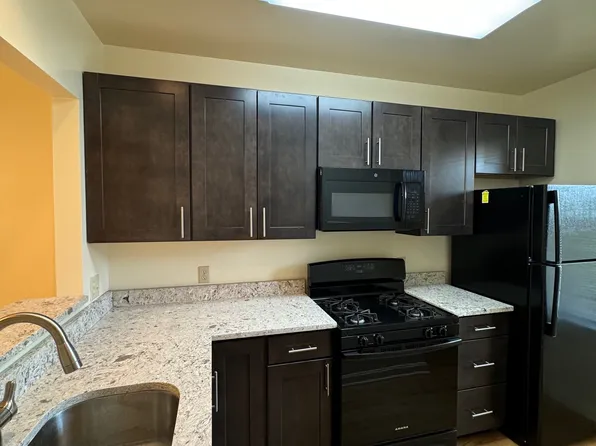 240 Shaler St, Pittsburgh, PA 15211