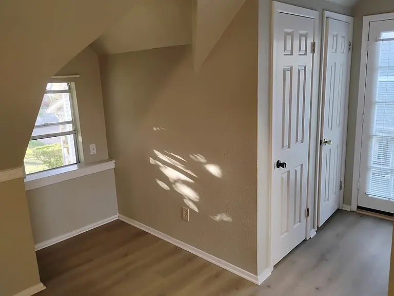 504 N Newsom St #2 — Photo 10