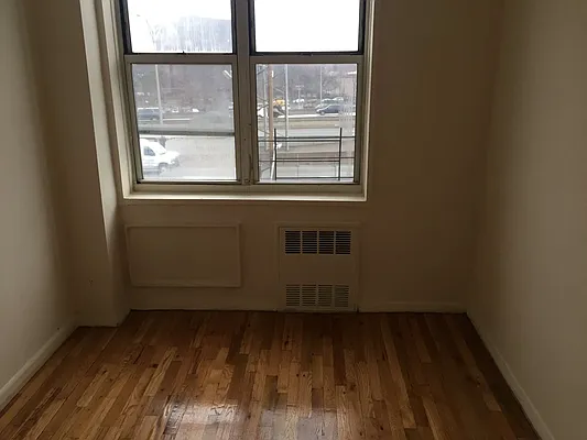 Rented by First Executive Realty Inc | media 7