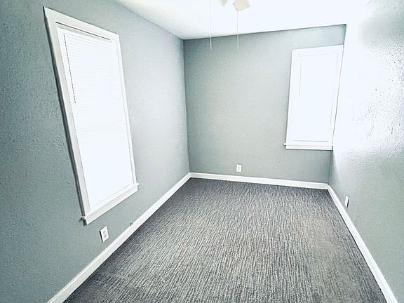 5th image of 1217 W Hayward Ave