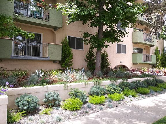 2nd image of 914 Lincoln Blvd APT 102