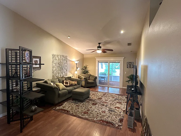 3021 Oak Hammock Dr — Photo 9