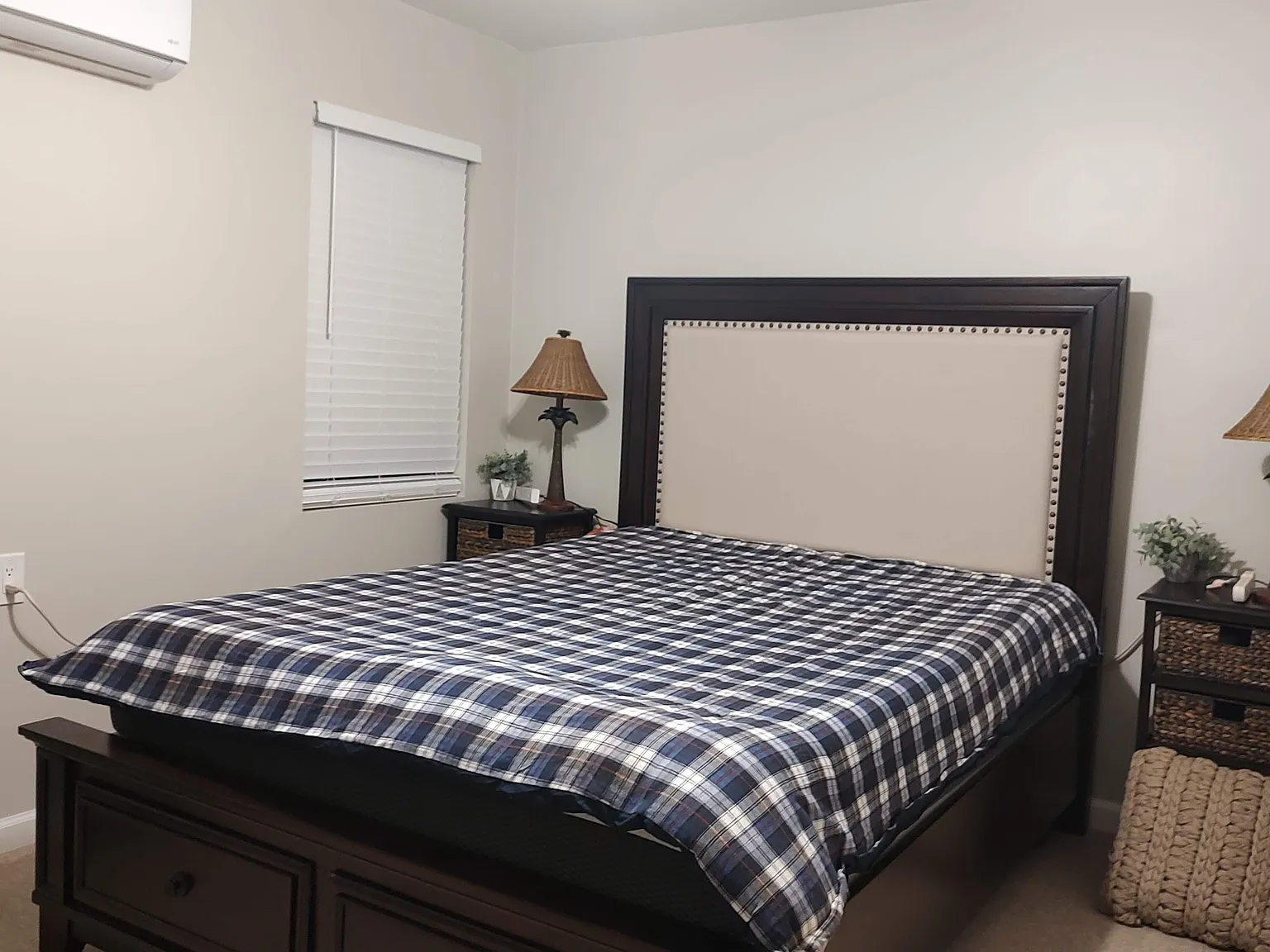 3 bed, 10200 sqft, $2,200 — Photo 2
