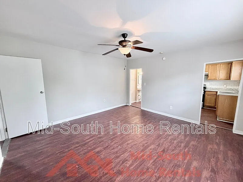 1 bed, 1.0 bath, $500 — Photo 4