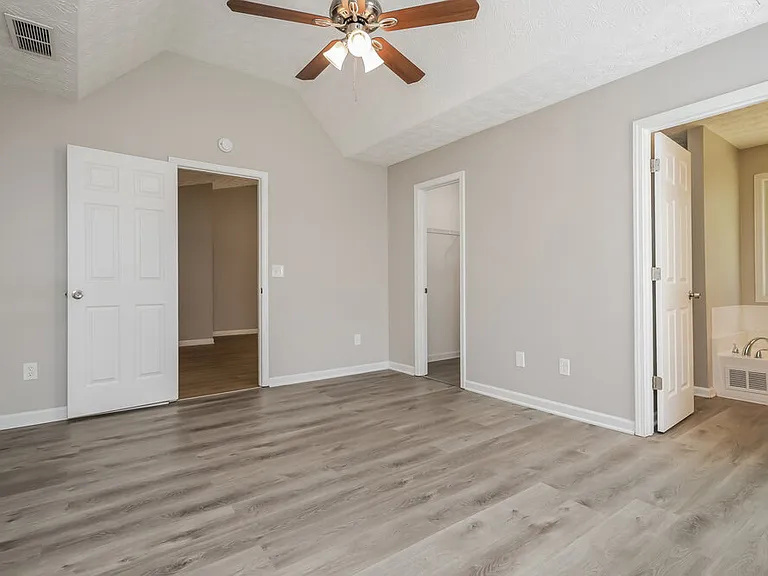 308 Kellys Walk — Photo 8
