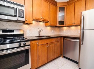 412 Morris Ave APT 15, Summit, NJ 07901