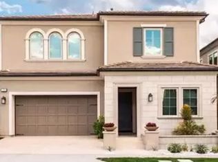 58 Royal Pne, Irvine, CA 92602
