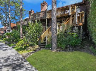 679 Davis Rd, League City, TX 77573