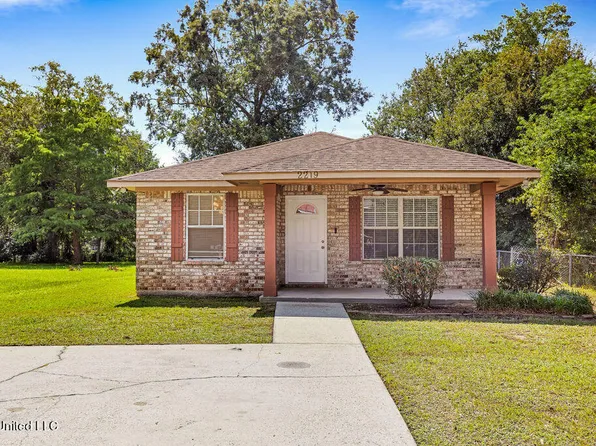 2219 33rd St, Gulfport, MS 39501